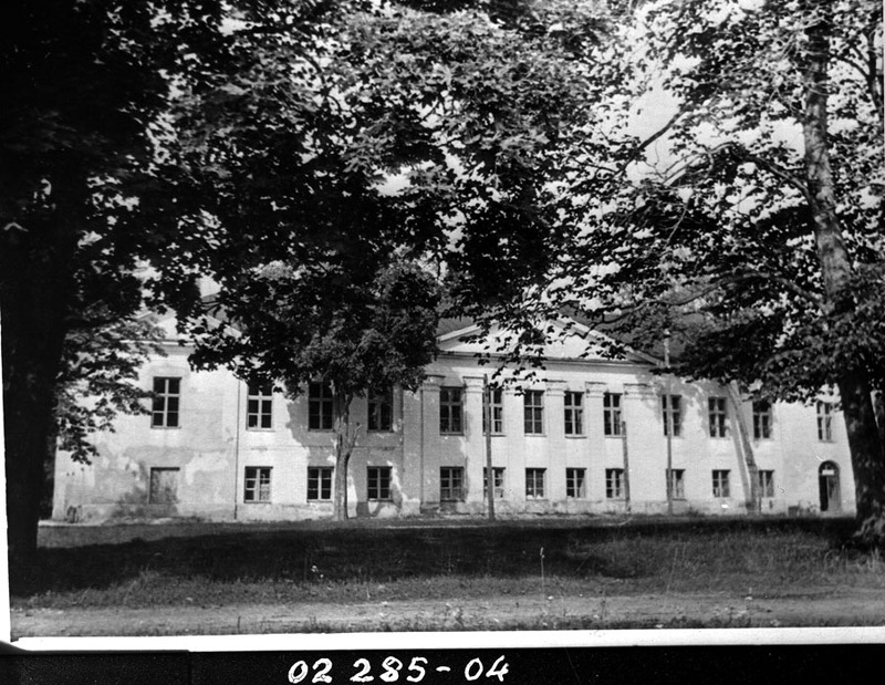B002285-04